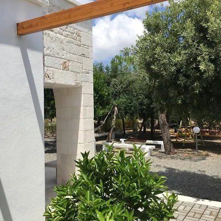 Lamia Bianca Country house Locorotondo