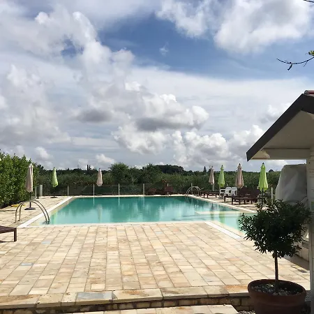 Lamia Bianca Country house *